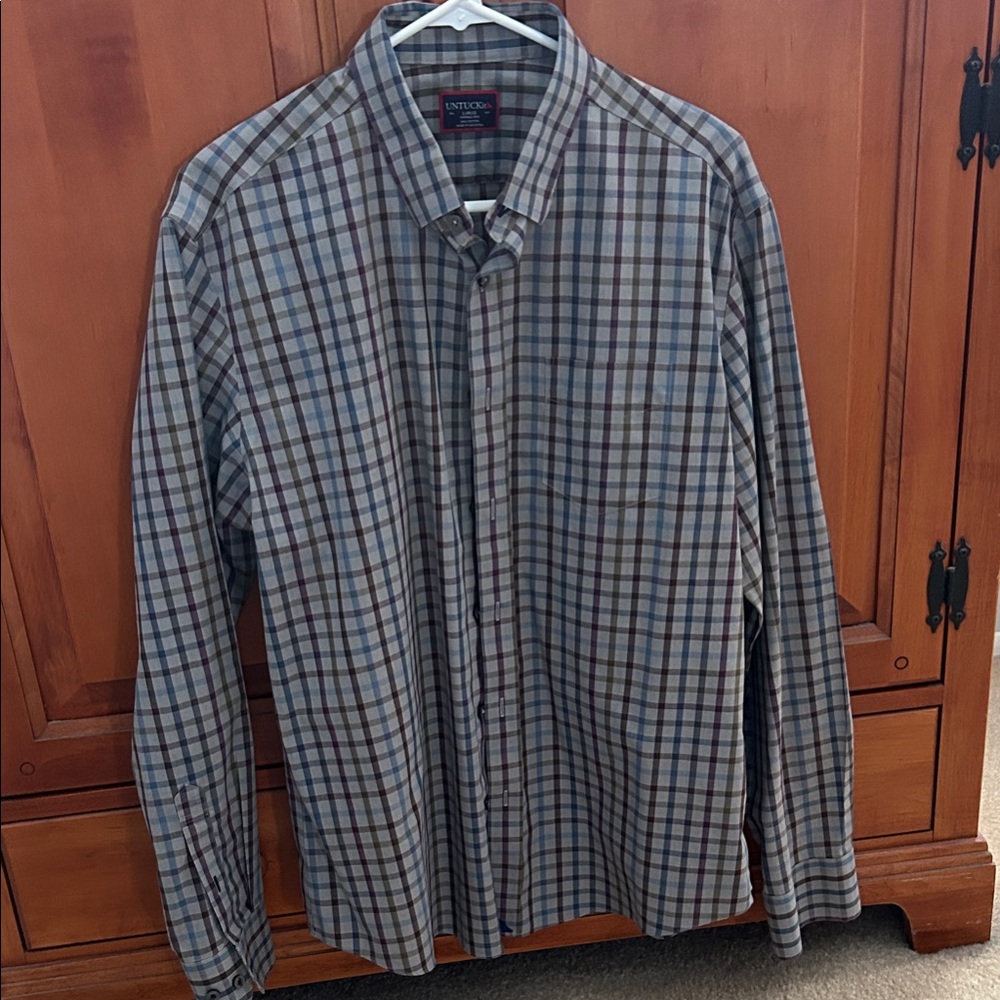 UNTUCKit Men's Plaid Button Down Shirt - Blue and Brown